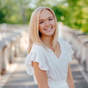 Meet your Posher, Taylor